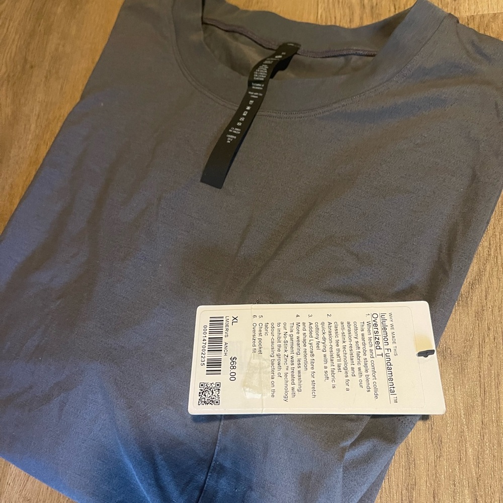 Lululemon gray shirt with big pocket